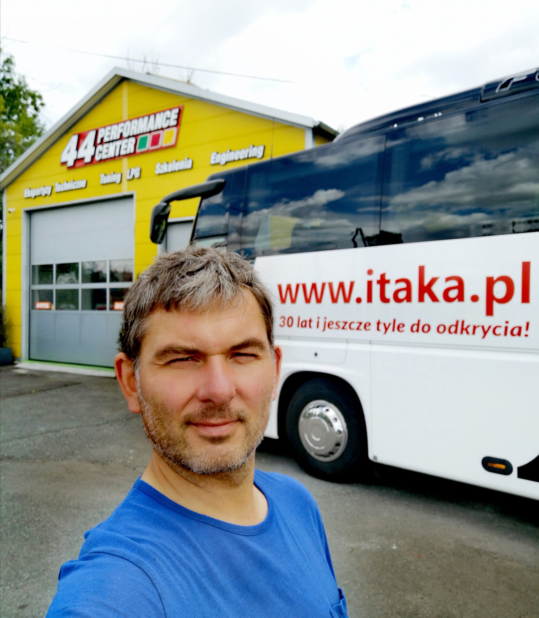 Autobus podczas zakresu diagnostycznego