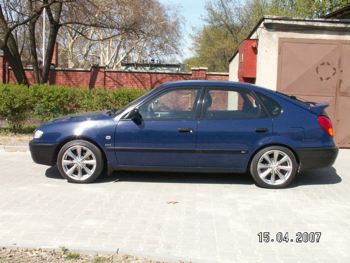 Toyota Corolla - zawieszenie Koni Sport oraz opony Falken i Felgi Toora Toyota Corolla - zawieszenie Koni Sport oraz opony Falken i Felgi Toora